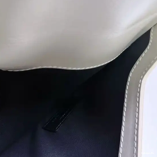 YSL POUCH UPTOWN 0702